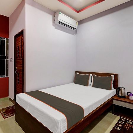 Collection O Ashirbad Lodge غاواهاتي المظهر الخارجي الصورة