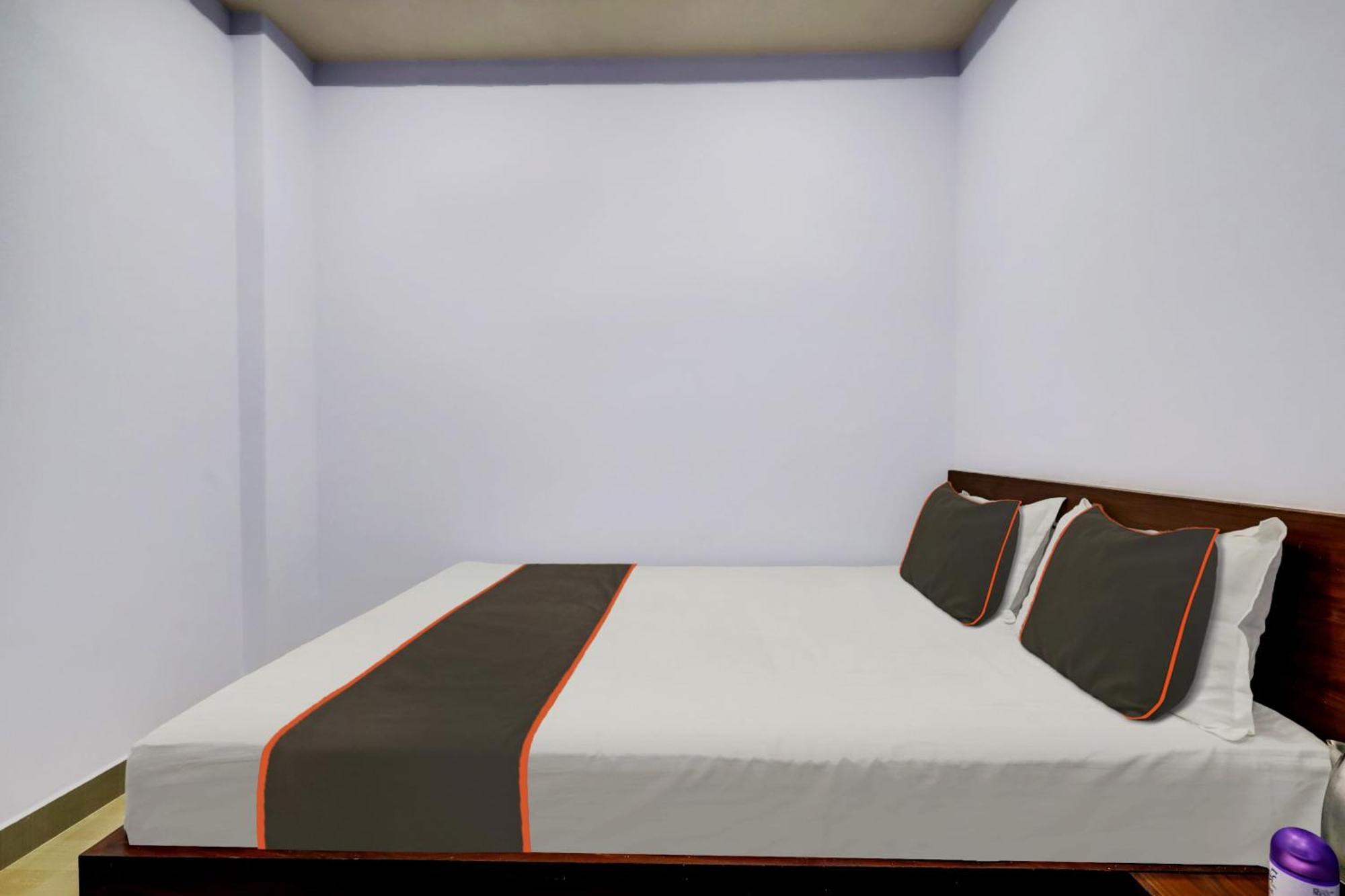 Collection O Ashirbad Lodge غاواهاتي المظهر الخارجي الصورة
