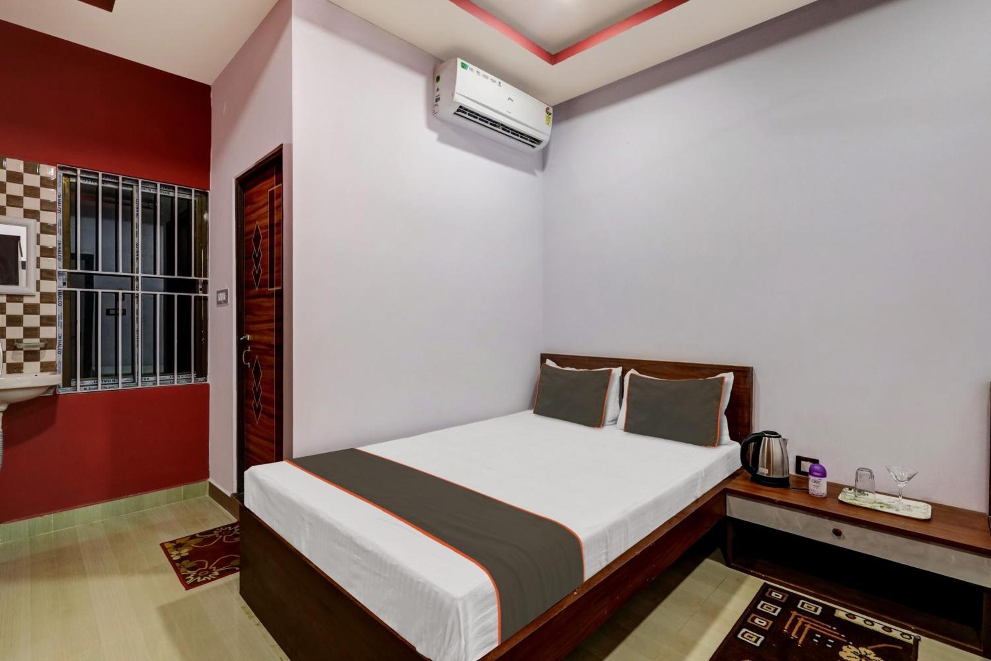 Collection O Ashirbad Lodge غاواهاتي المظهر الخارجي الصورة