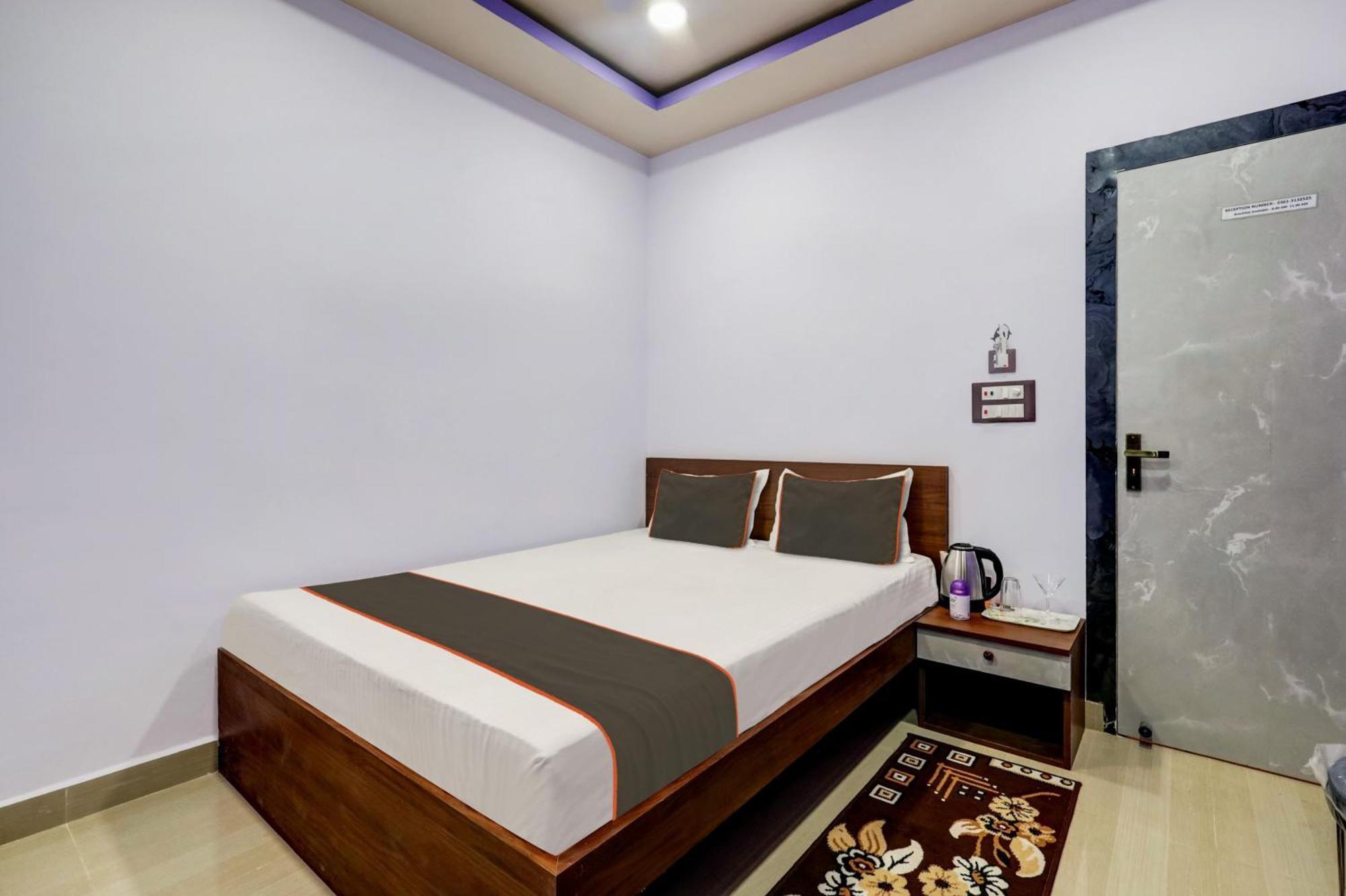 Collection O Ashirbad Lodge غاواهاتي المظهر الخارجي الصورة