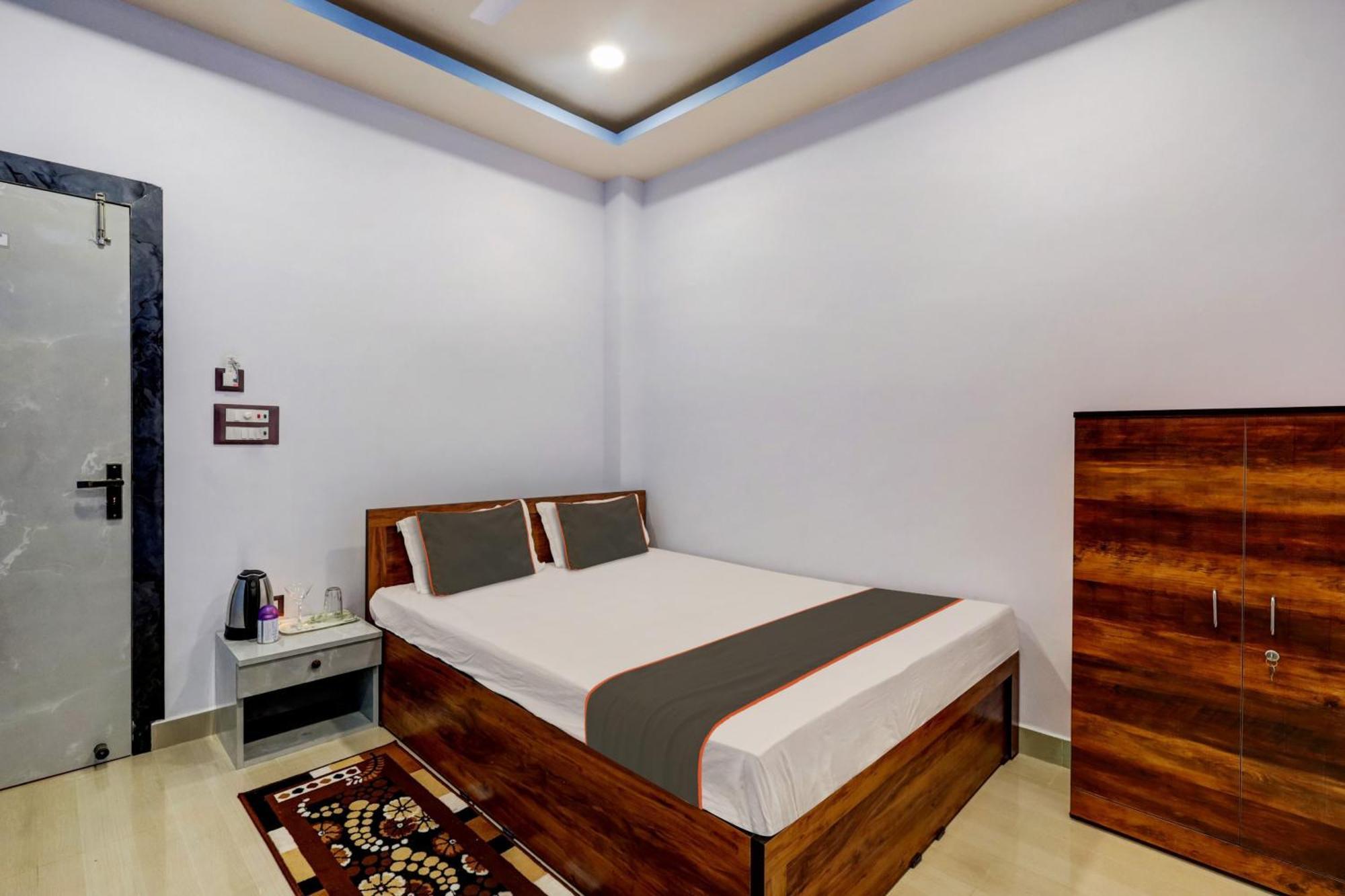 Collection O Ashirbad Lodge غاواهاتي المظهر الخارجي الصورة