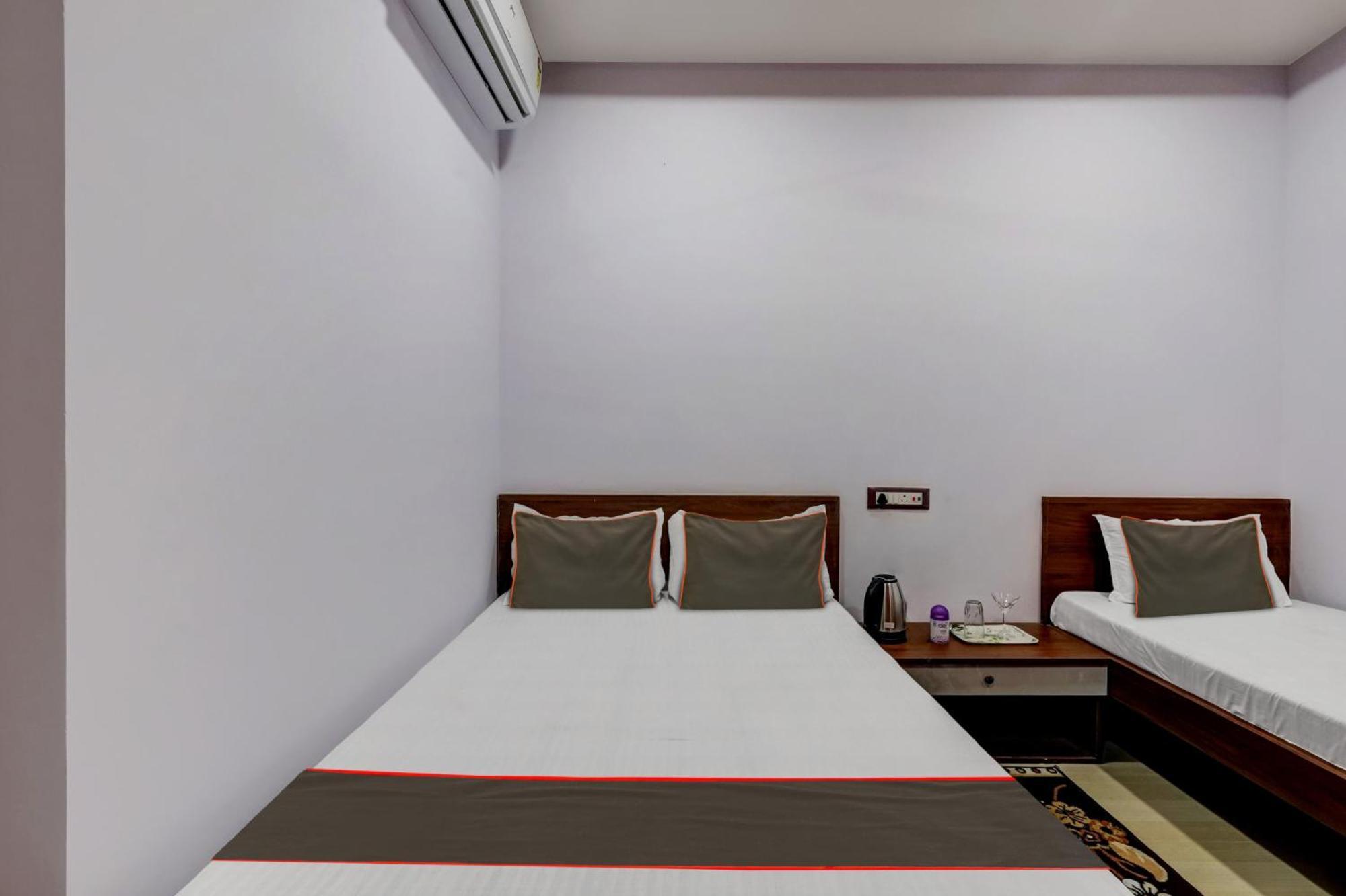 Collection O Ashirbad Lodge غاواهاتي المظهر الخارجي الصورة