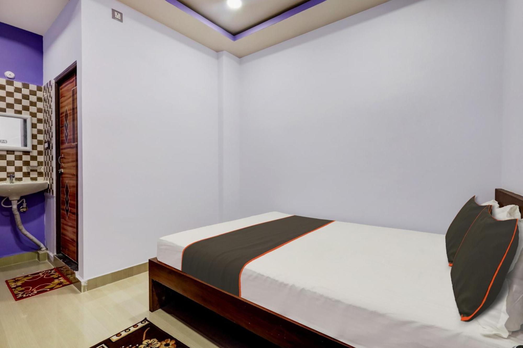 Collection O Ashirbad Lodge غاواهاتي المظهر الخارجي الصورة