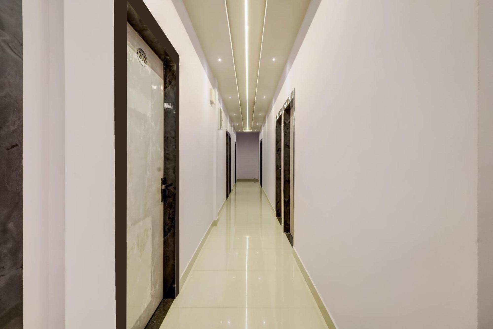 Collection O Ashirbad Lodge غاواهاتي المظهر الخارجي الصورة